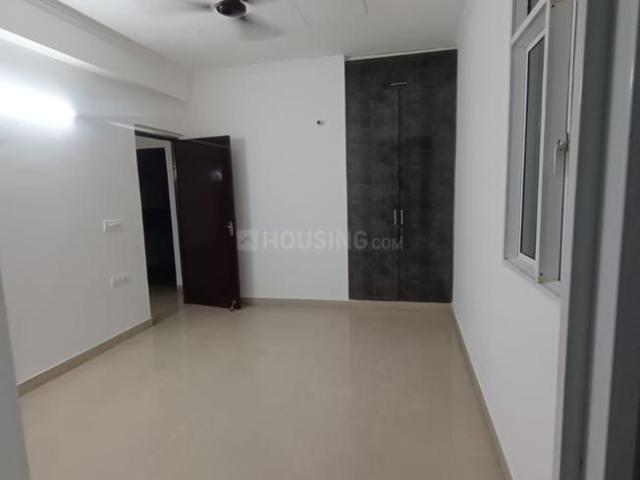 Flat for sale in Mahagun Mywoods, Gautam Buddha Nagar