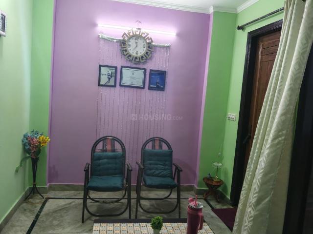 Flat for rent in South West Delhi, Deri