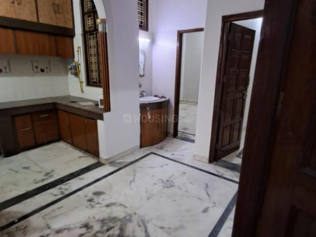Flat for rent in South West Delhi, Deri
