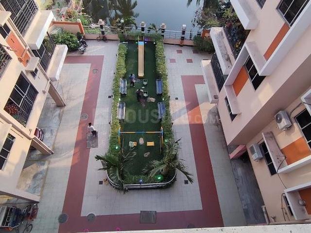 Flat for sale in Sodepur, Kamarhati