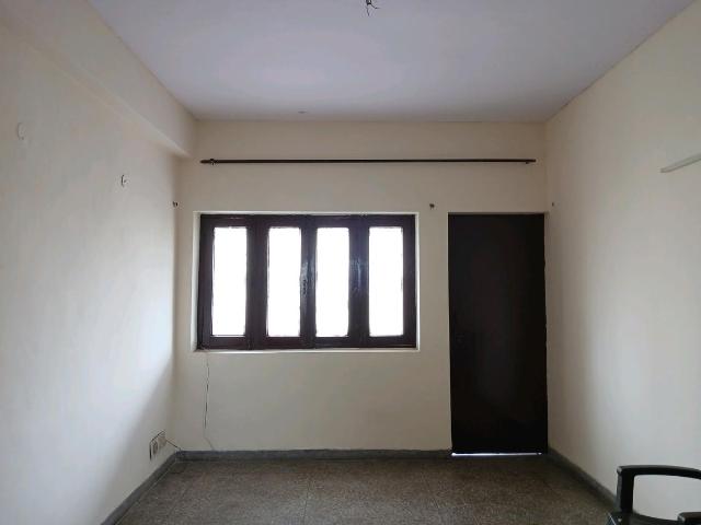 Flat for rent in West Delhi, Deri