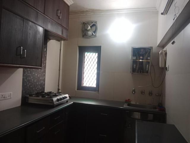 Flat for rent in West Delhi, Deri