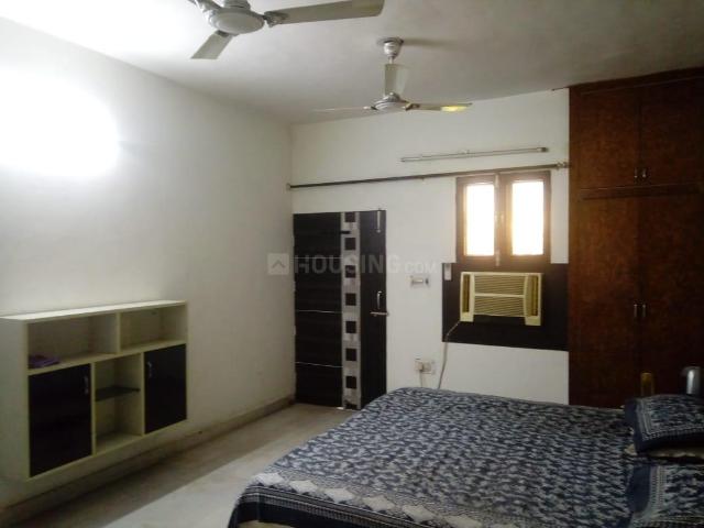 Flat for rent in West Delhi, Deri