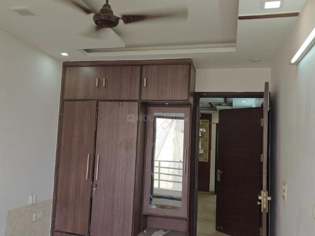Flat for rent in West Delhi, Deri