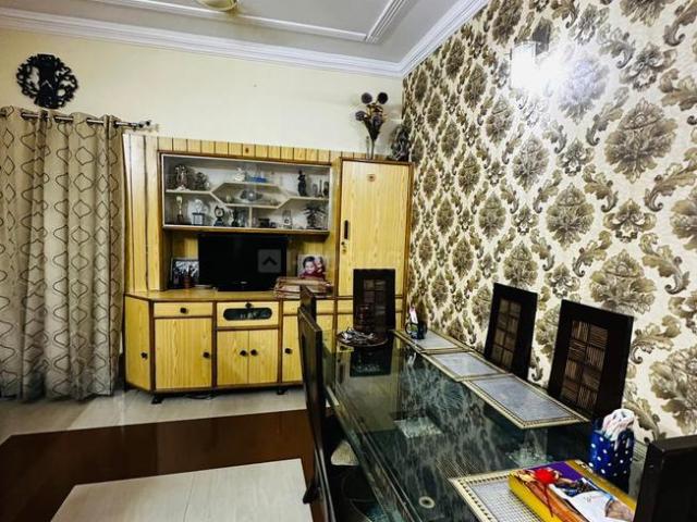 Flat for rent in West Delhi, Deri