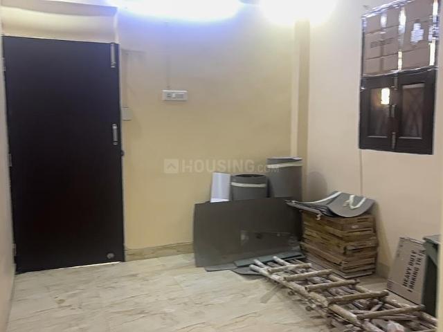 Flat for sale in West Delhi, Deri