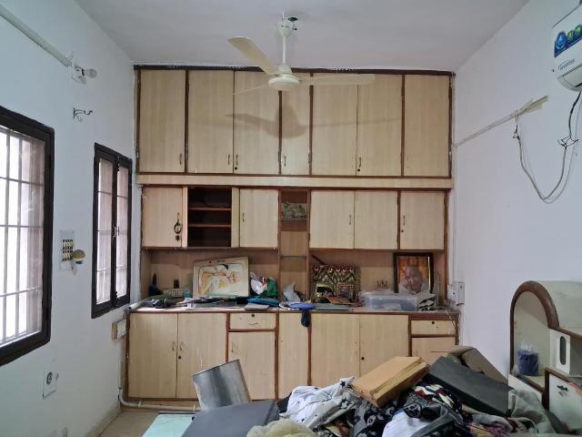 Flat for sale in West Delhi, Deri