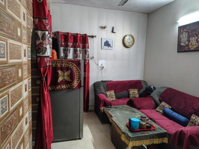 Flat for sale in West Delhi, Deri