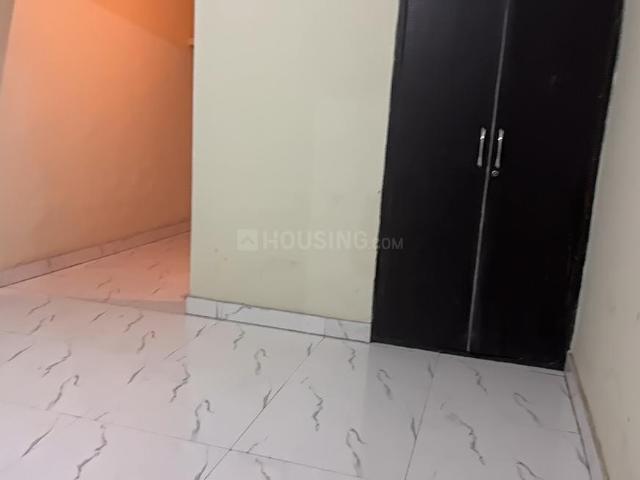 Flat for sale in West Delhi, Deri