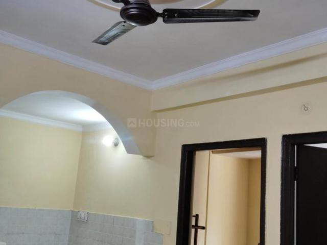 Flat for rent in East Delhi, Deri