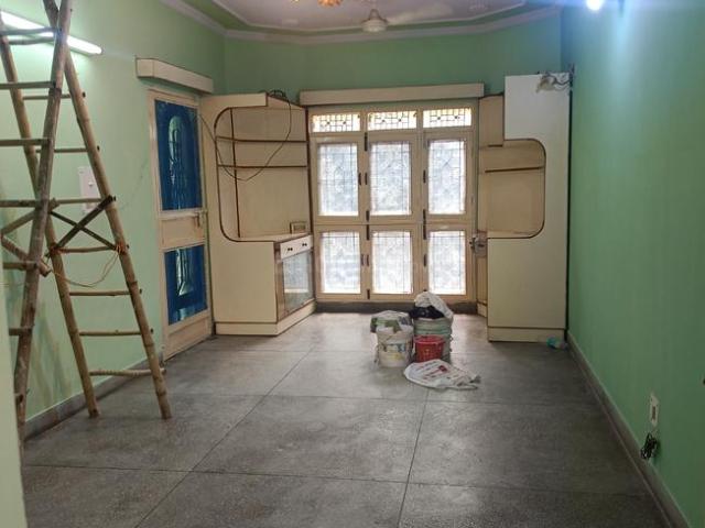 Flat for rent in Indraprastha Extension, Delhi