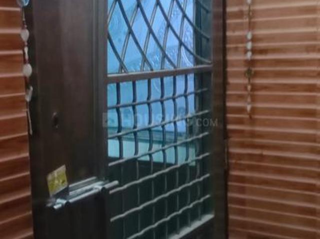 Flat for sale in East Delhi, Deri