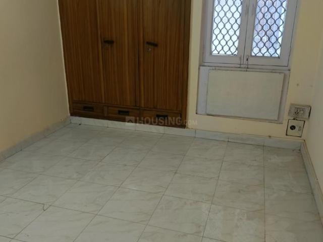 Flat for sale in East Delhi, Deri