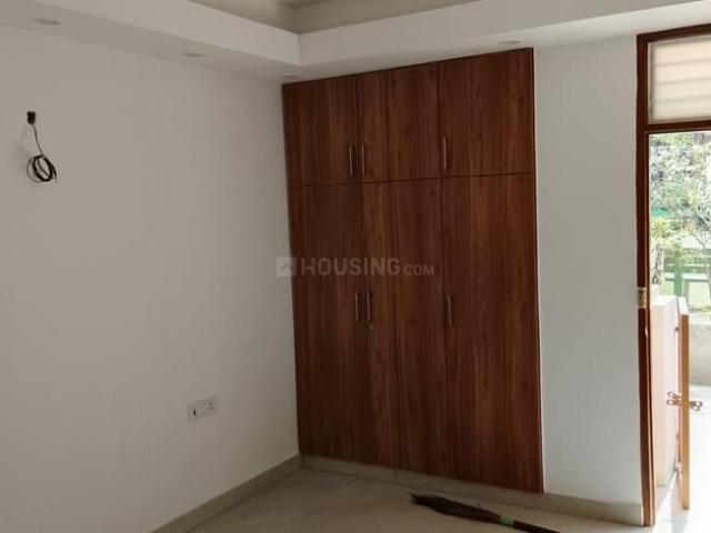 Flat for sale in East Delhi, Deri