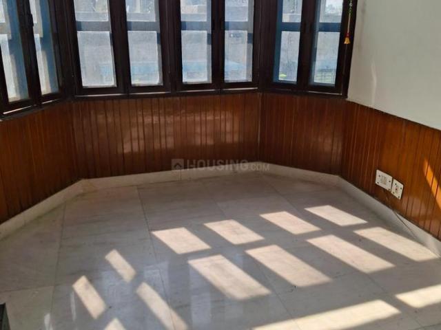 Flat for sale in East Delhi, Deri