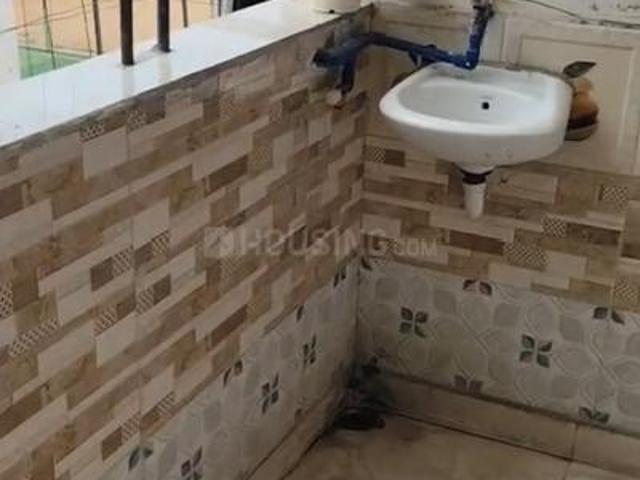 Flat for sale in East Delhi, Deri