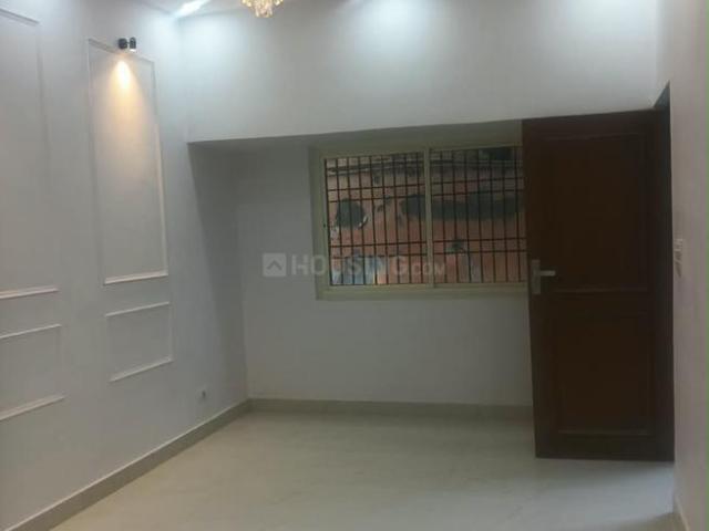 Flat for sale in Indraprastha Extension, Delhi