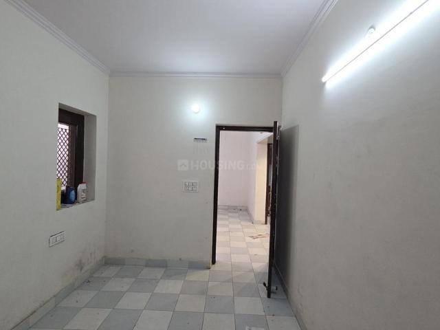 Flat for rent in North West Delhi, Deri