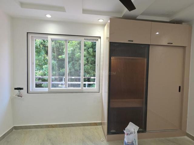 Flat for rent in Shalimar Bagh, Delhi