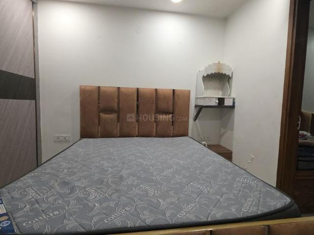Flat for rent in Shalimar Bagh, Delhi