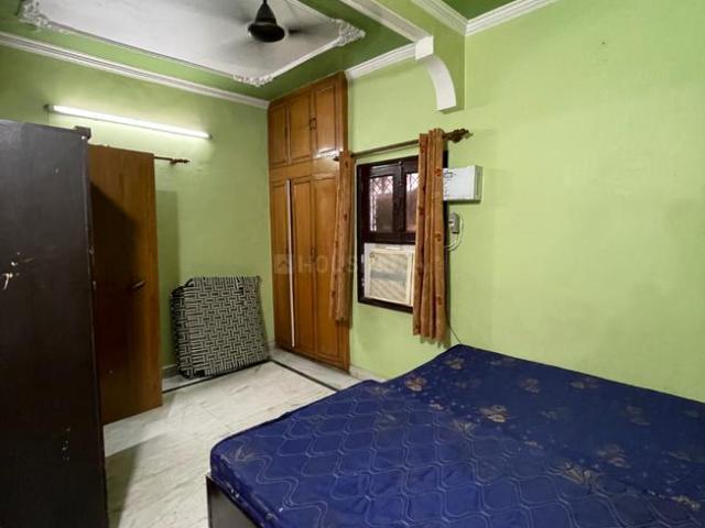 Flat for sale in North West Delhi, Deri