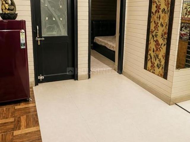 Flat for sale in North West Delhi, Deri