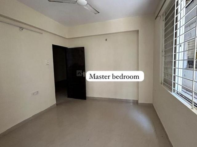 Flat for sale in Madya