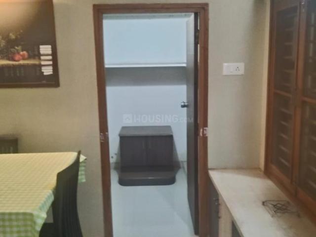 Flat for rent in Sarkhej, Gujarat