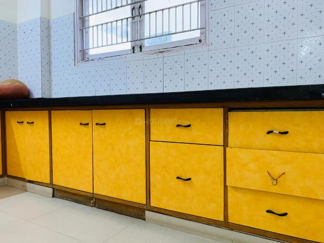 Flat for rent in Sarkhej, Gujarat