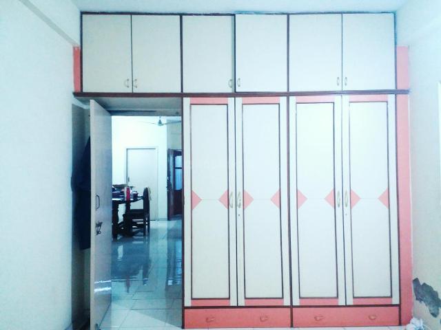 Flat for rent in Sarkhej, Gujarat