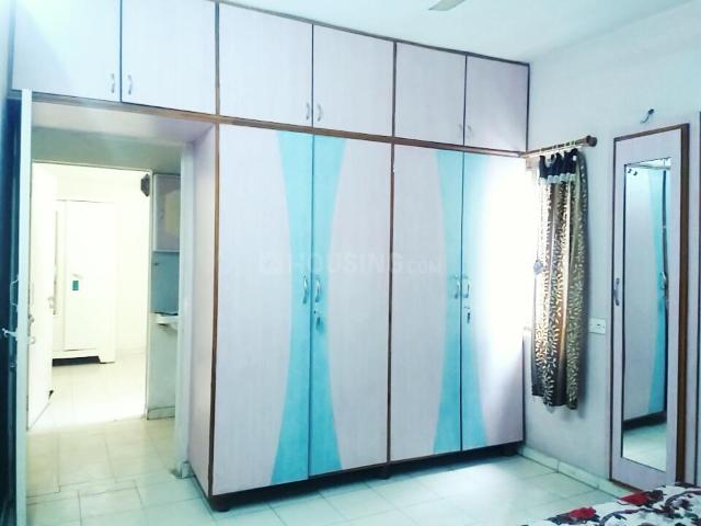 Flat for rent in Sarkhej, Gujarat
