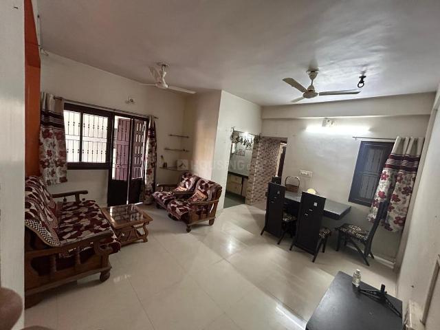 Flat for rent in Sarkhej, Gujarat