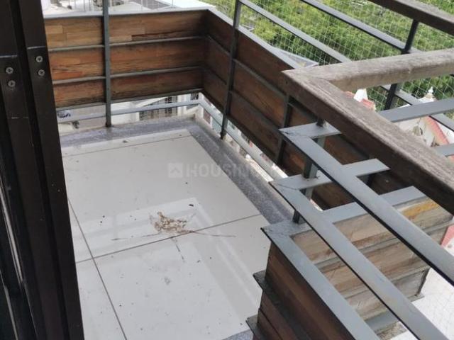 Flat for rent in Sarkhej, Gujarat