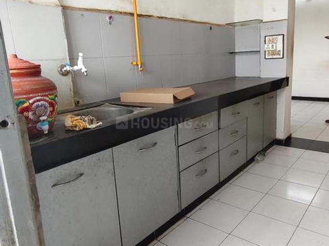 Flat for rent in Sarkhej, Gujarat