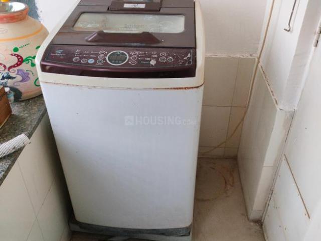 Flat for rent in Sarkhej, Gujarat