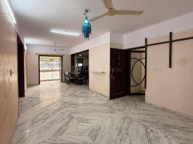 Flat for rent in Alkapuri, Vadodara