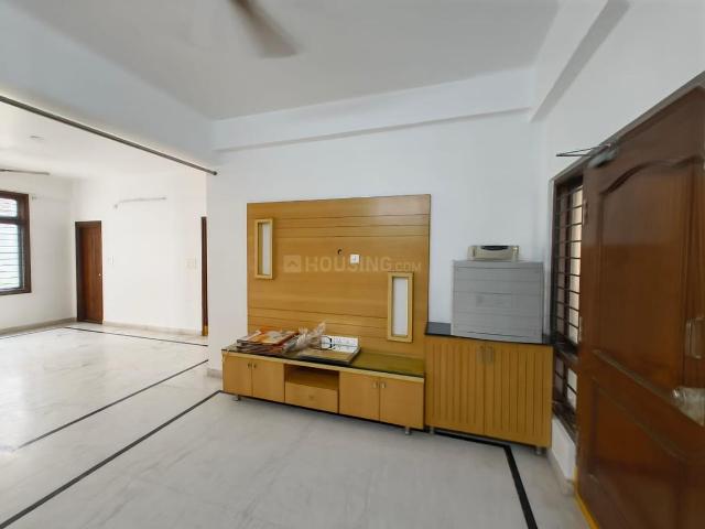Flat for rent in Ranga Reddy, Narsingi