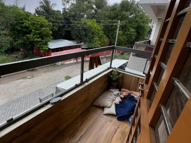 Flat for sale in Madya