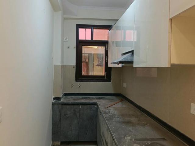 Flat for sale in South Delhi, Deri