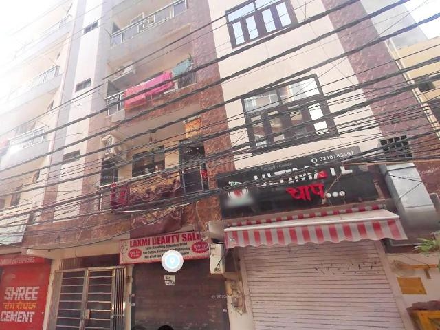 Flat for sale in West Delhi, Deri