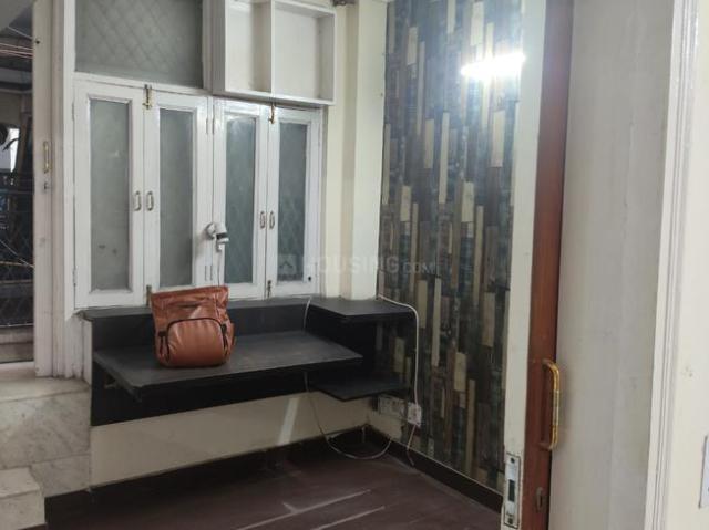 Flat for rent in Deri