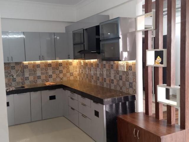 Flat for rent in Madya