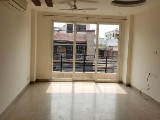 Flat for rent in Saket, Delhi