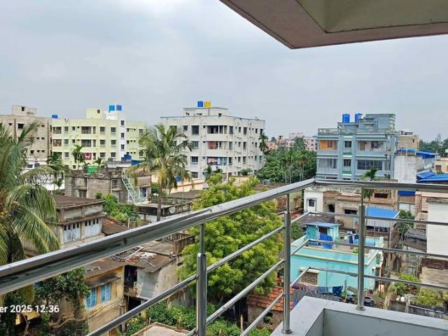Flat for sale in Santragachi, Haora