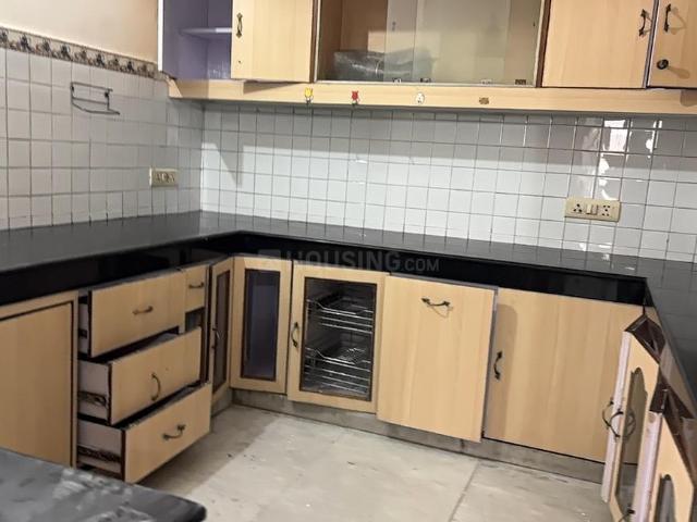 Flat for rent in Deri