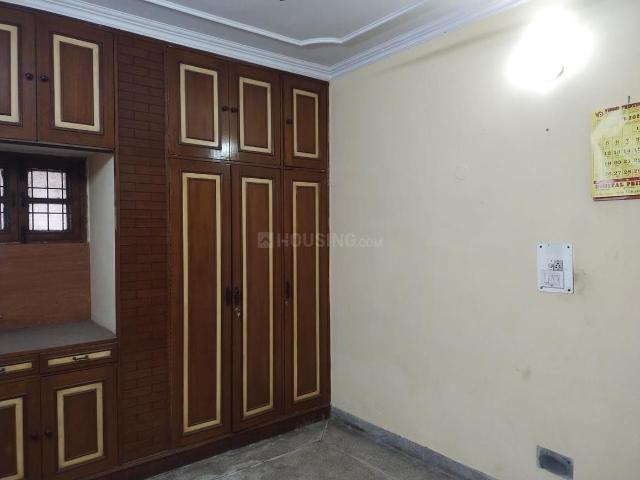 Flat for rent in Deri