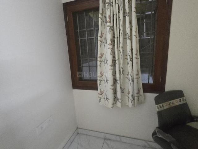 Flat for rent in Deri