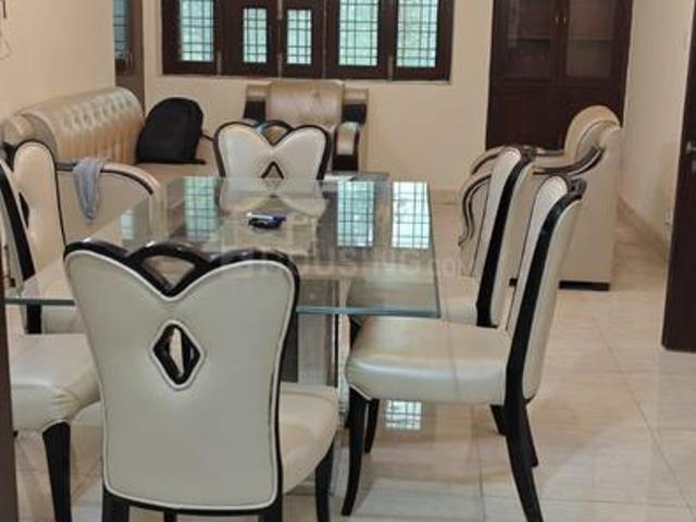 Flat for rent in Deri