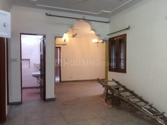 Flat for rent in Deri