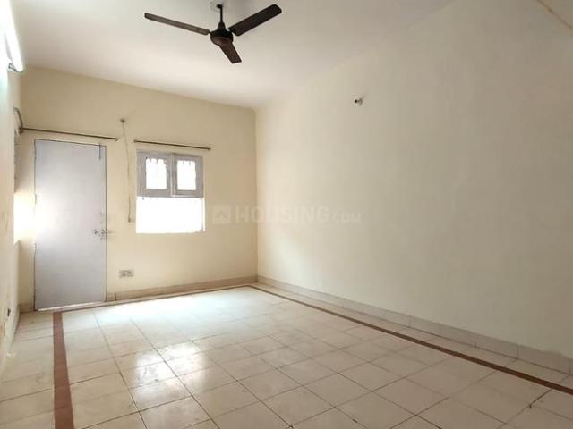 Flat for rent in Deri